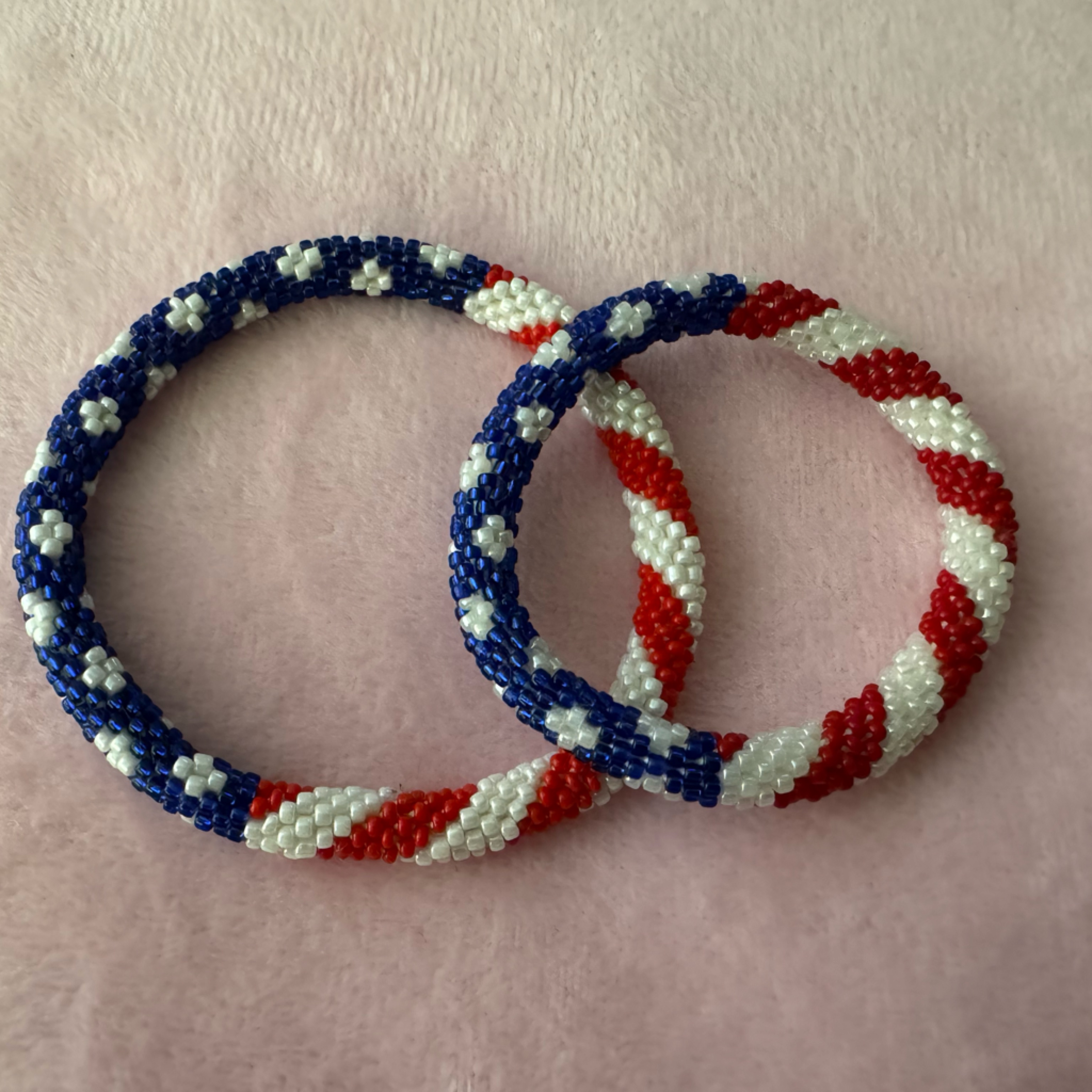 Sashka Co Mommy & Me Extended 8” & Kid’s Glass Beaded Bracelet American Flag